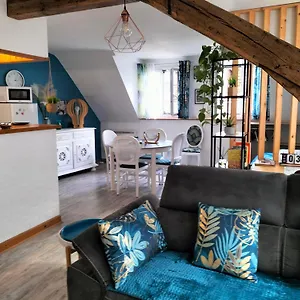 Appartement Coeur De Ville, Loft 3 étoiles Lumineux Au Pied Des Pyrénées, Bagnères-de-Bigorre